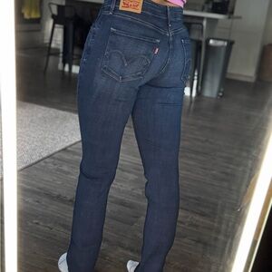 Levi's Women's Dark Blue Straight Leg Jeans size 29